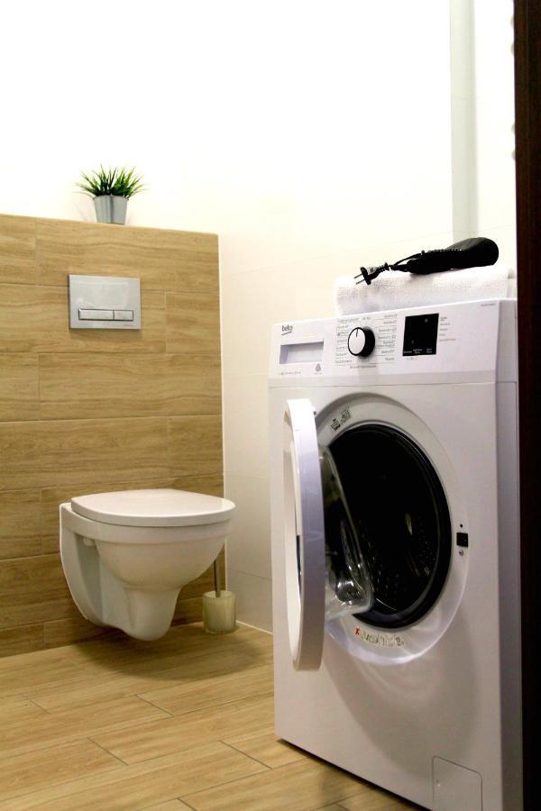 Apartamentylove - Apartament Wieckowski, Prywatny Garaz Podziemny Opcjonalnie ウッチ エクステリア 写真